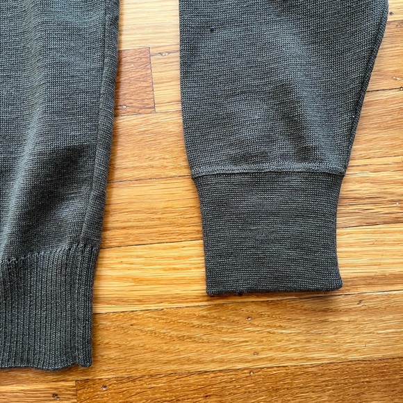 FILSON Highland Merino Wool Sweater RARE - Picture 3 of 9